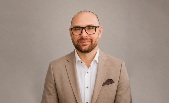 Dr Kamil Sitarz, wiceprezes zarządu i dyrektor ds. operacyjnych Ryvu Therapeutics